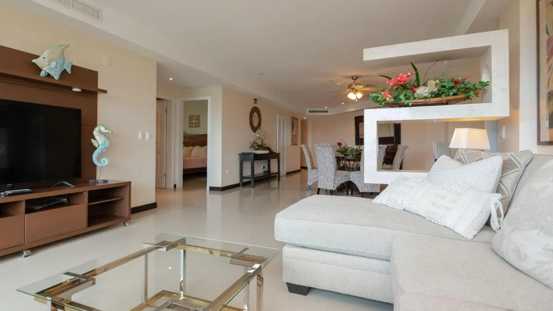 Beachfront - Ocean Extravaganza 3Br Condo - E121 شاطئ بالم