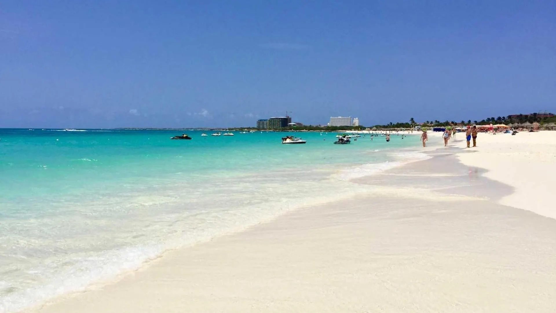 Beachfront - Ocean Extravaganza 3Br Condo - E121 شاطئ بالم أروبا