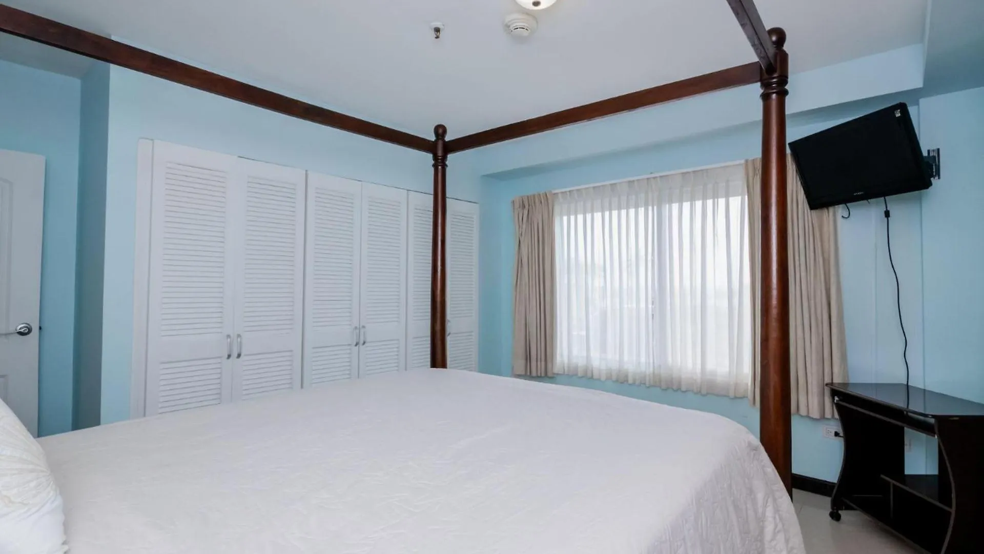 Beachfront - Ocean Extravaganza 3Br Condo - E121 Палм Бич